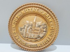 - PLAT A OFFRANDES BOIS DONNEZ NOUS NOTRE PAIN QUOTIDIEN LOURDES RELIGION   D