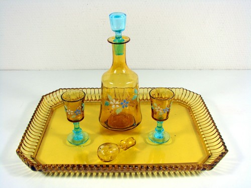 Service tête - service, verre