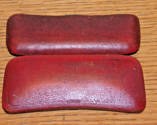 vintage 1970 ancien ETUI boite BOITIER RIGIDE housse LUNETTES case BOX bordeaux
