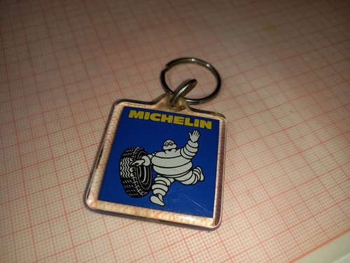 Joli porte clé michelin - porte,