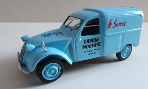 Citroen 2cv garage - 1/43,