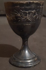 Un coquetier de style rocaille