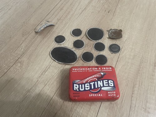 Boîte publicitaire rustines - publicitaire,