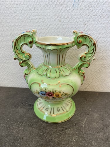 Ancien vase forme - forme, vert