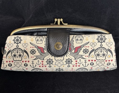 Nwot loungefly kisslock wallet - nwot,