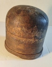 support bois forme pour chapeau XIXe