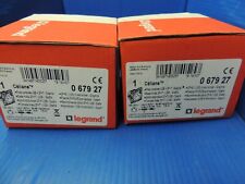 LEGRAND 067927 -1  Prise