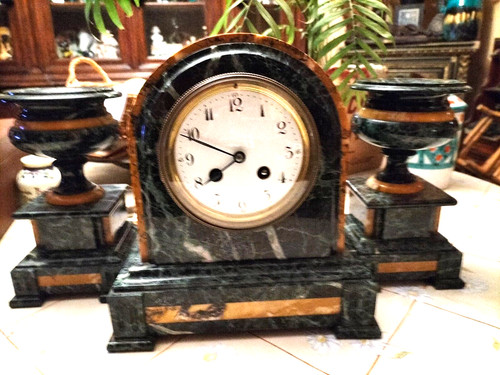 Superbe pendule cassolettes - superbe, et
