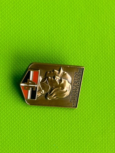 2492 insigne militaire 46 - militaire, 46°