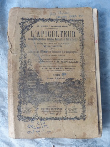 Apiculture apiculteur - l'apiculteur,