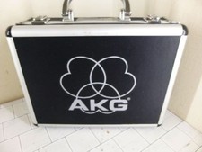 Microphone à condensateur AKG C3000B avec étui, propre sans rayures notables m