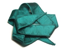 Collier Ruban Soie teint à la main 66 x 2.5cm Bleu Vert Paon Canard SOIE194 - 87