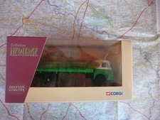 RENAULT SAVIEM JL 20 Plateau Matériel Agricole CORGI Héritage en boite 1/50