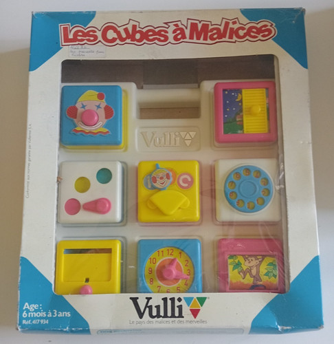 Vulli les cubes malices - les, a