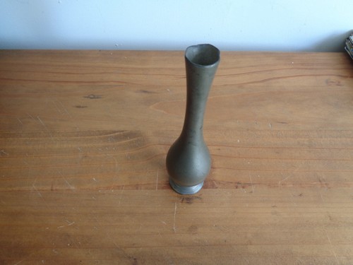 Ancien vase soliflore - vase, etain