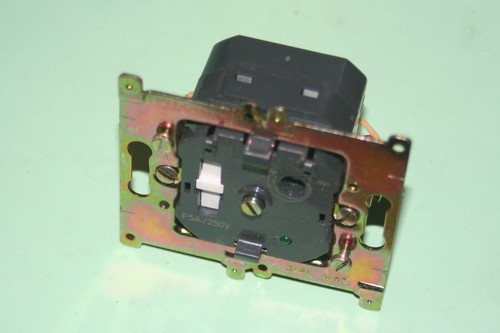 Legrand diplomat interrupteur