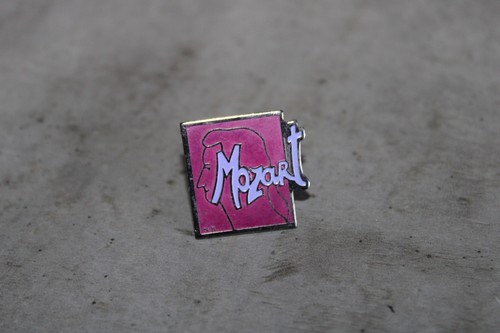 Pins collection mozart - collection,