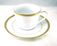 Ensemble De Tasses Et