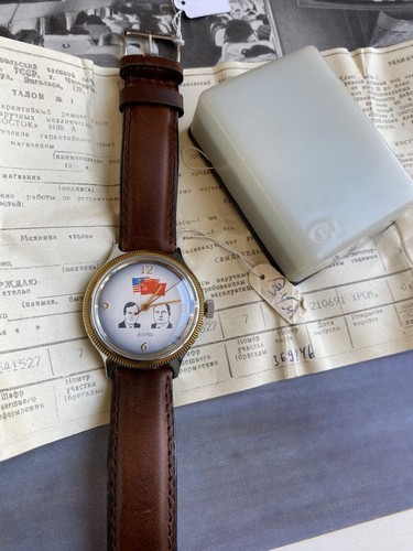 Montre vostok bush - vostok, gorbatchev