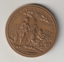 Rare Médaille  Henri