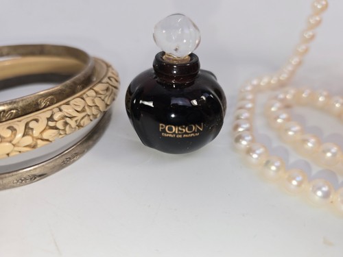 Discontinued vintage christian - discontinued,