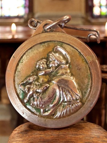 Médaille religieuse vintage