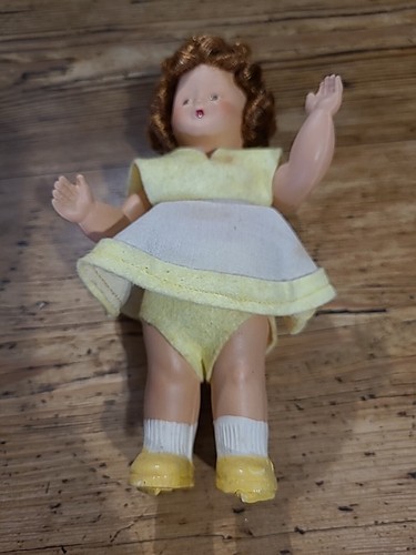 Poupée gégé ancienne dans - gégé, ,dans
