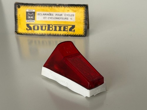 Nos feu arrière soubitez - nos,