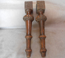 2 Pieds de meuble Anciens en bois tourné et sculpté 39 cm H