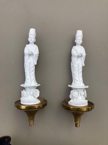Paire statuettes porcelaine - paire,