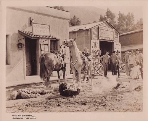 The gambler wore gun - wore,