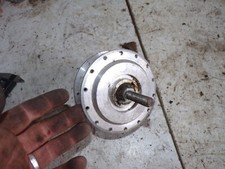 moyeu axe roue jante 103  mobylette peugeot 14325