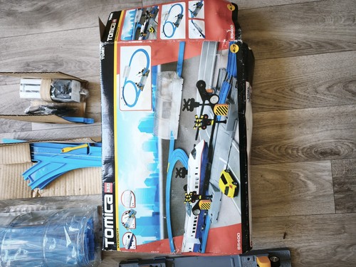 Tomica hypercity - tomica,