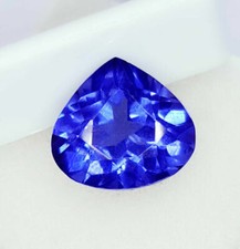 Superbe Saphir bleu du Sri-lanka de 10,17 carats avec certificat.