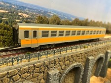 Voiture intermédiaire - , de