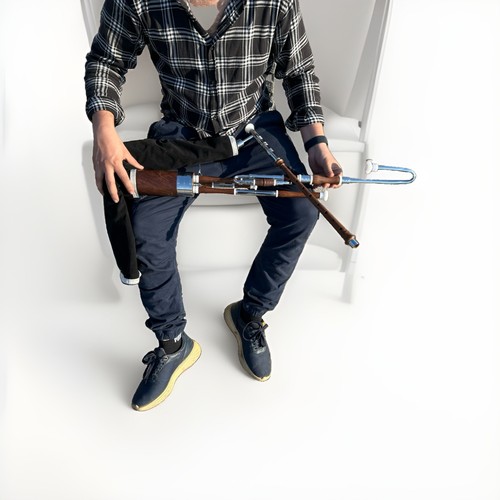 Irish uilleann bagpipe - bagpipe, half