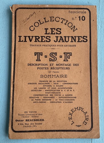Les livres jaunes - les, jaunes,