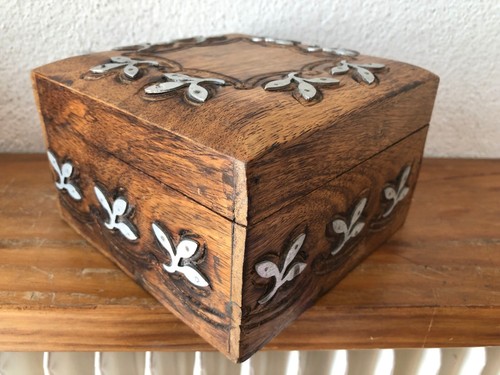 Ancienne petite malle caisse - petite,