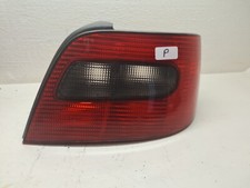 Feu arrière passager pour citroen xsara 3 portes essence de 2000