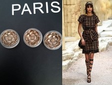  Chanel  boutons gold size 26