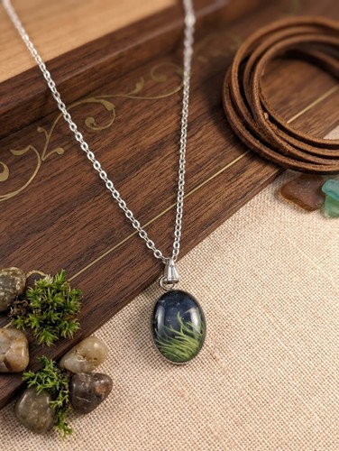 Silver tone plated - silver,