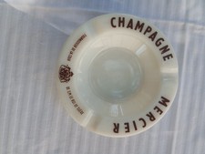 ancien cendrier publicitaire de la marque champagne Mercier