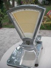 Balance  vintage de marque  LUTRANA 