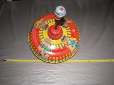 toupie ancienne en tôle