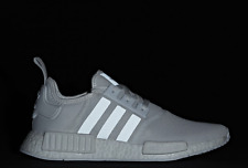 BASKETS RÉFLÉCHISSANTES