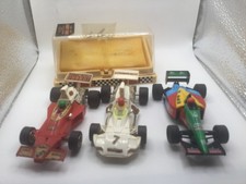 voiture SCALEXTRIC et HORNBY HOBBIES pour circuit