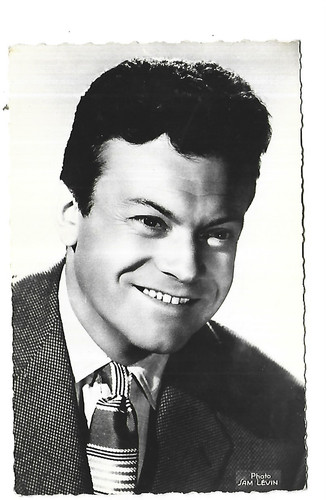Acteur chanteur georges - ,