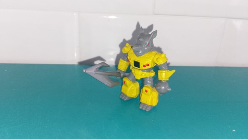 Rare figurine hasbro takara - rare,