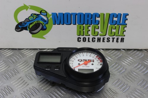 Triumph daytona 955 clocks - triumph,