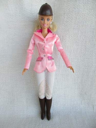 Barbie vintage cavalière - ★,